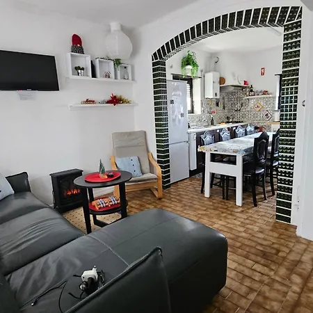 Freedom Surf House Four Bedroom Upstairs Villa 公寓